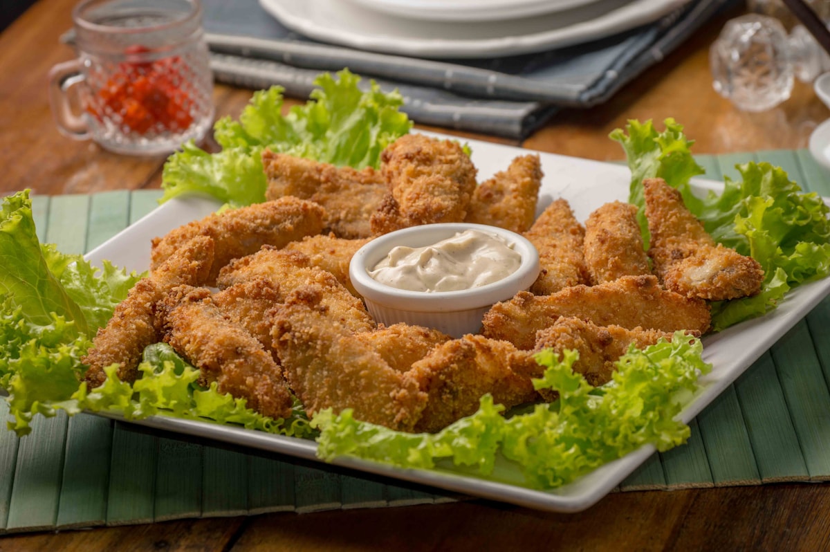 Bang Bang Chicken Strips at Em En Caffe Lahore