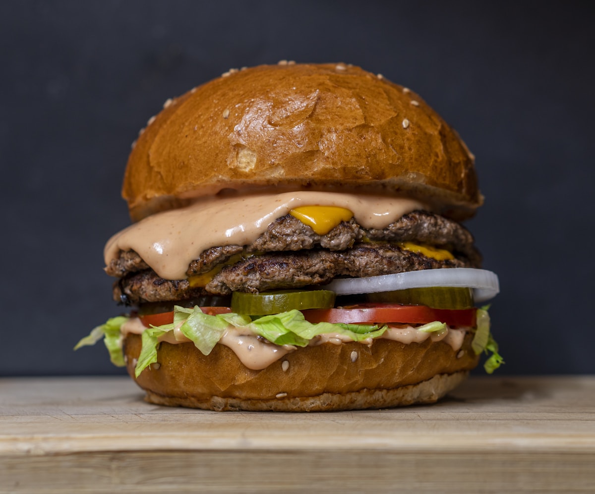 Classic Beef Burger at Em En Caffe Lahore