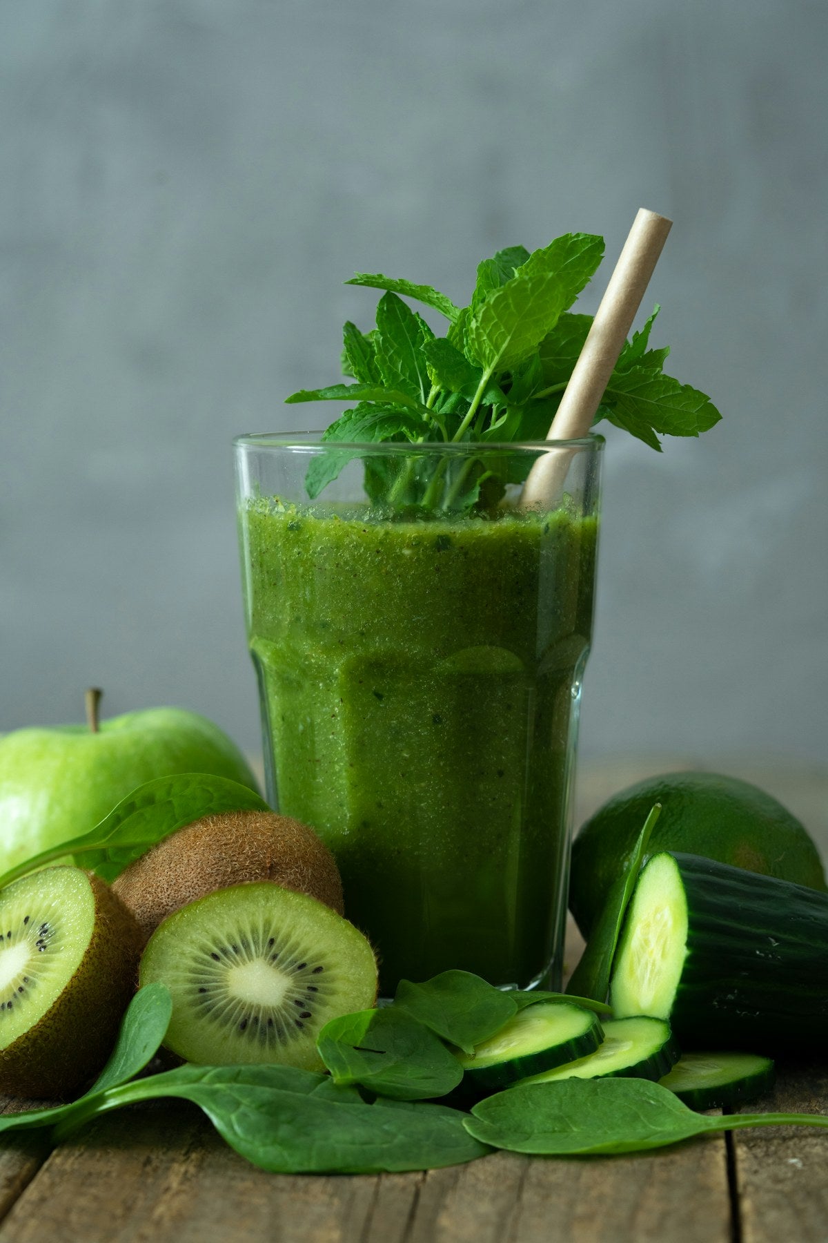 Avocado Smoothie at Em En Caffe Lahore