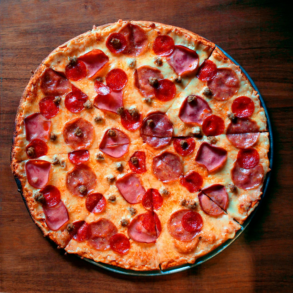 Pepperoni & Jalapeño at Em En Caffe Lahore